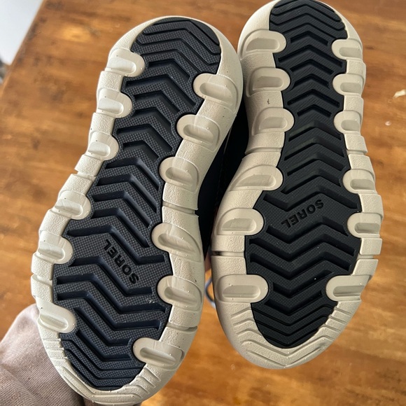 NWT Sorel Boots Kids Boots Size 11 Explorer Waterproof Boots,India Ink/Moonstone - Picture 4 of 4